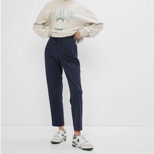 GapFit High Rise Runaround Pant in Navy XS